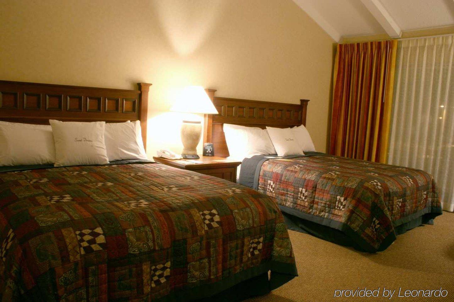 Doubletree By Hilton Missoula Edgewater Hotel Room photo